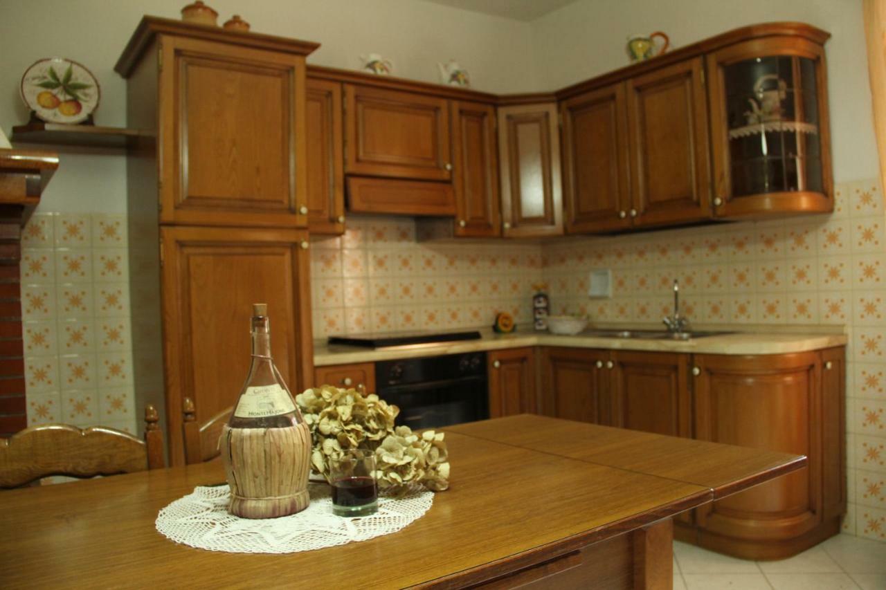 Villa La Casa Dei Nonni Chianni Exterior foto